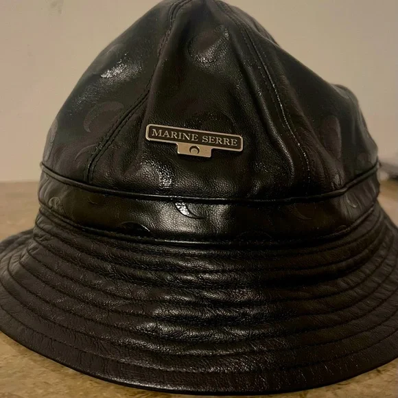 Marine serre MOON LEATHER BUCKET HAT
